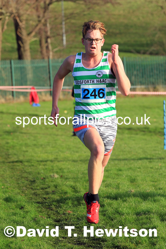 Senior mens 2022 Birtley Cross Country Relays. Photo: David T. Hewitson/Sports for All Pics